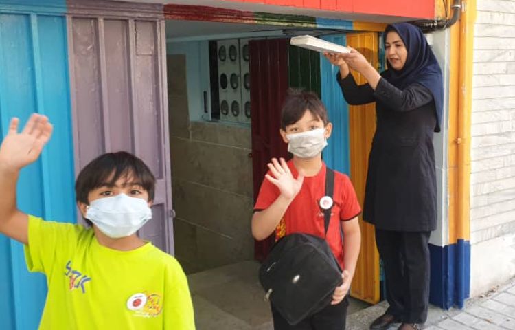 :اردوی زبانی(صبحانه)، کافه بارزیل، کلاس زمین و مریخ 4