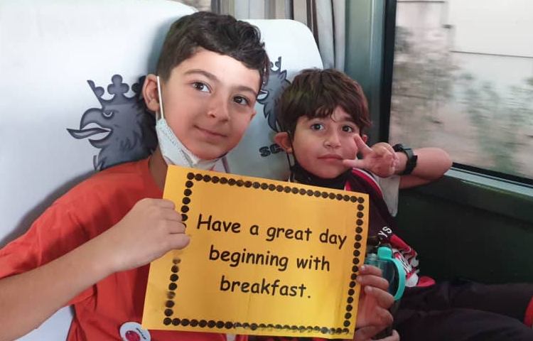 :اردوی زبانی(صبحانه)، کافه بارزیل، کلاس زمین و مریخ 9