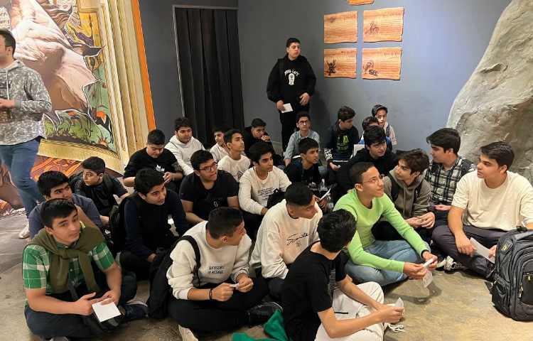 اردوی زبان انگلیسی بازدید برج میلاد (سرزمین افسانه ها) 6