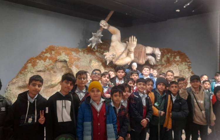 اردوی سرزمین افسانه ها 2