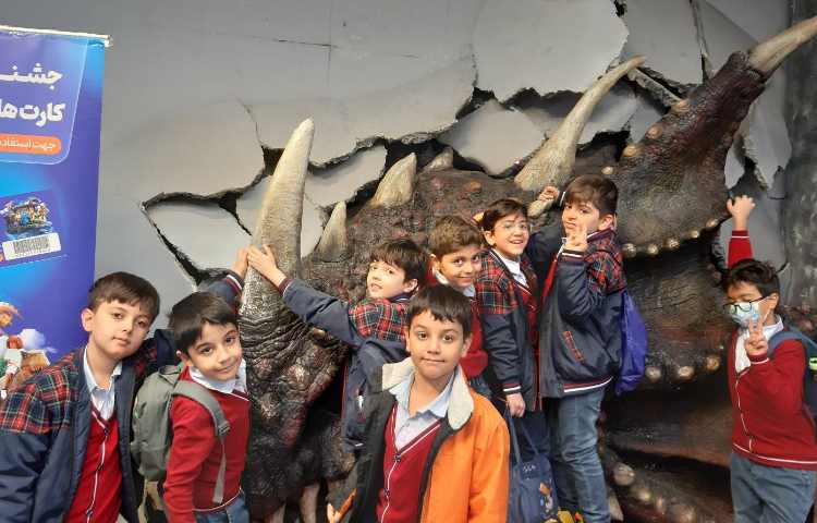 اردوی سرزمین افسانه ها 4