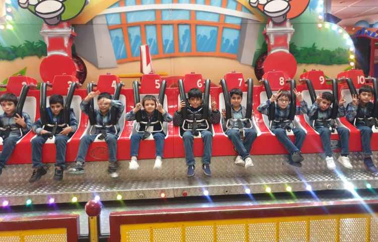 :اردوی سرزمین عجایب، تیراژه غرب، پایه سوم 1