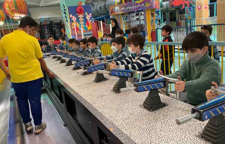 :اردوی سرزمین عجایب، تیراژه غرب، کلاس فضانوردان 1