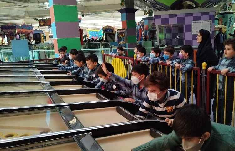 :اردوی سرزمین عجایب، تیراژه غرب، کلاس فضانوردان 12