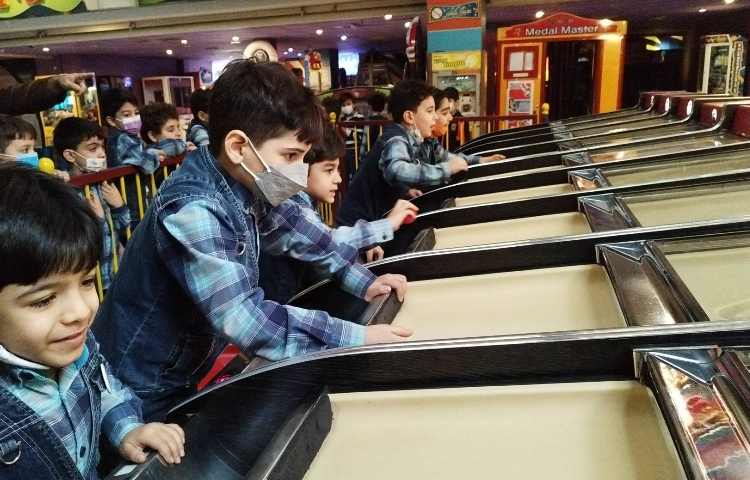 :اردوی سرزمین عجایب، تیراژه غرب، کلاس فضانوردان 16