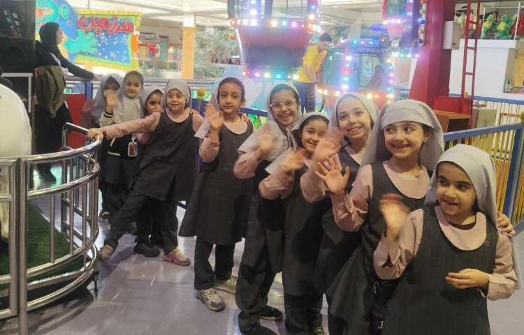 اردوی سرزمین عجایب 13