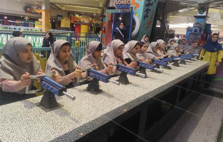 اردوی سرزمین عجایب 18