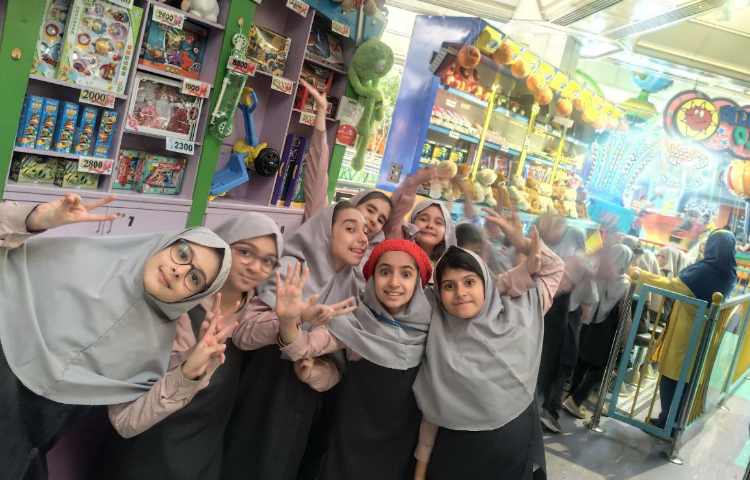 اردوی سرزمین عجایب