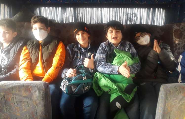 اردوی سینمای کوروش دانش آموزان سوم تا ششم دبستان علوی 11