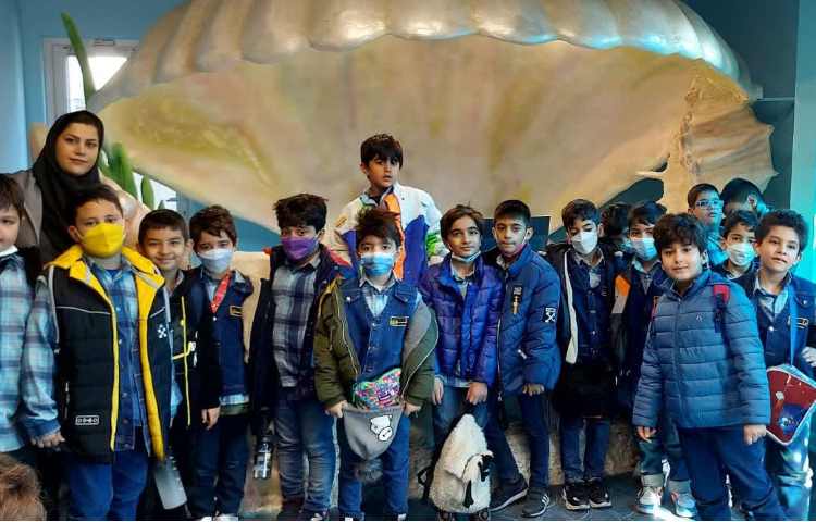 اردوی شاد آکوا پارک دانش آموزان پایه دوم دبستان علوی 10