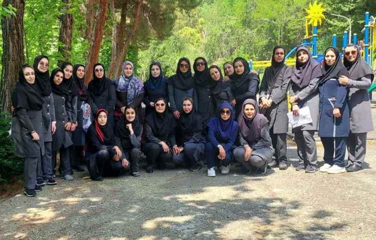 اردوی شاد مادران و دختران 4