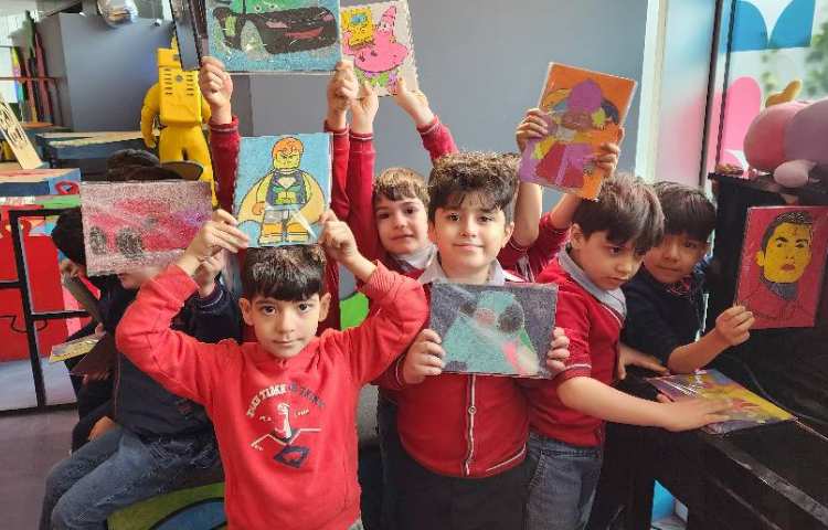 اردوی شاد و هیجان انگیز آکادمی بازی و خلاقیت سندی 12