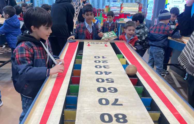 اردوی شاد و هیجان انگیز آکادمی بازی و خلاقیت سندی 15