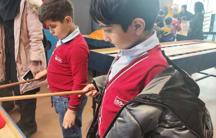 اردوی شاد و هیجان انگیز آکادمی بازی و خلاقیت سندی 18