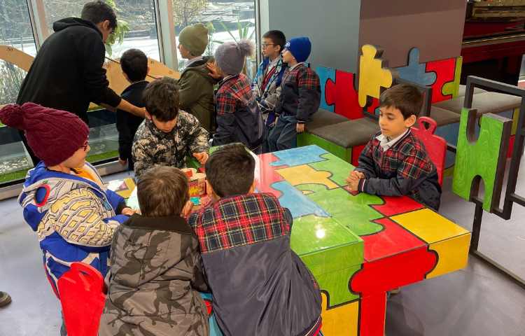 اردوی شاد و هیجان انگیز آکادمی بازی و خلاقیت سندی 19