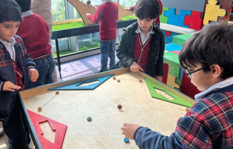 اردوی شاد و هیجان انگیز آکادمی بازی و خلاقیت سندی 2