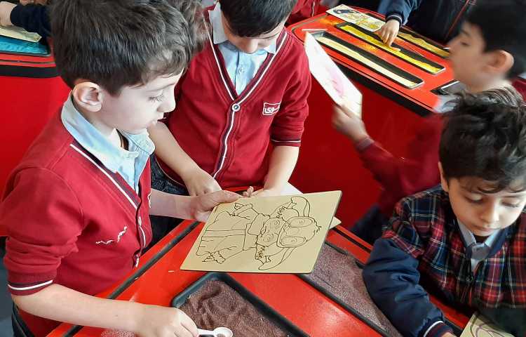 اردوی شاد و هیجان انگیز آکادمی بازی و خلاقیت سندی 20