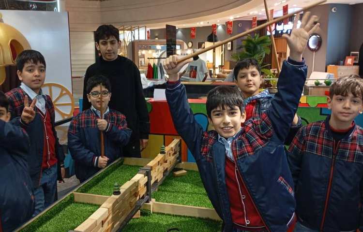 اردوی شاد و هیجان انگیز آکادمی بازی و خلاقیت سندی 21