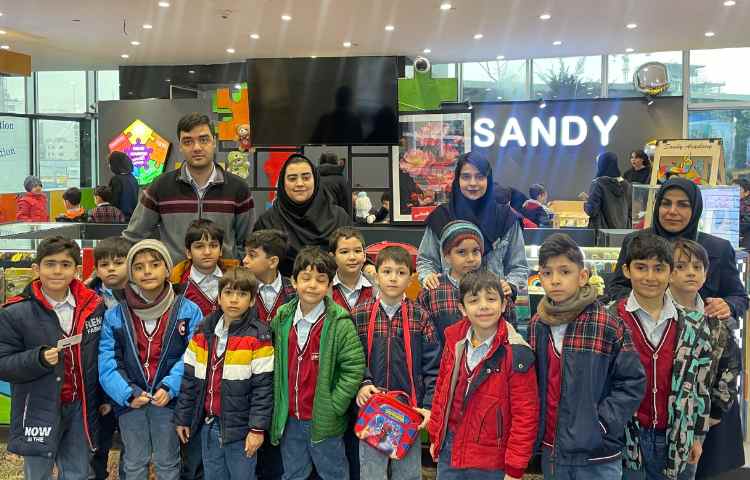 اردوی شاد و هیجان انگیز آکادمی بازی و خلاقیت سندی 22