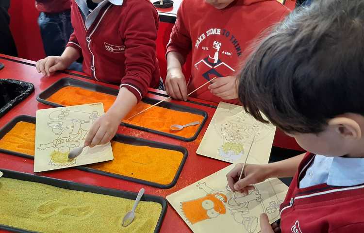 اردوی شاد و هیجان انگیز آکادمی بازی و خلاقیت سندی 23