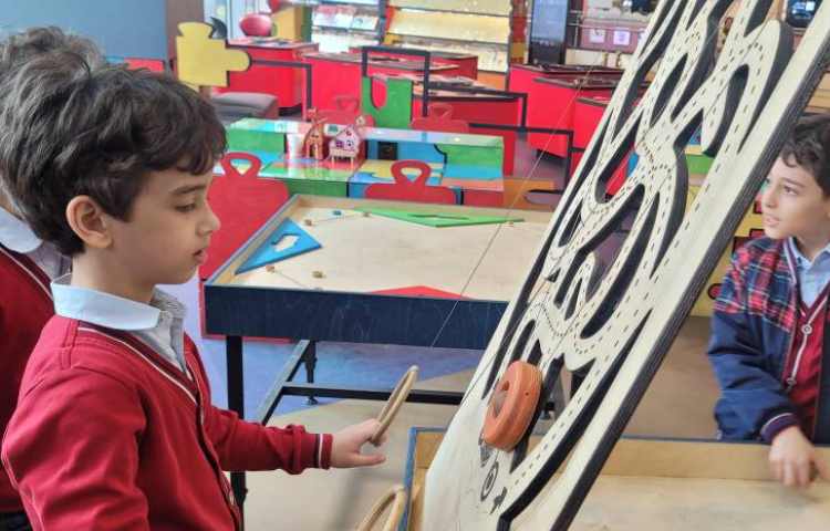 اردوی شاد و هیجان انگیز آکادمی بازی و خلاقیت سندی 25