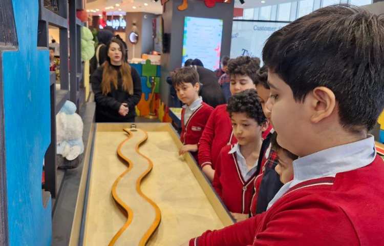 اردوی شاد و هیجان انگیز آکادمی بازی و خلاقیت سندی 31