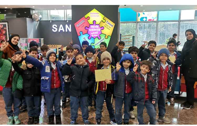 اردوی شاد و هیجان انگیز آکادمی بازی و خلاقیت سندی 32