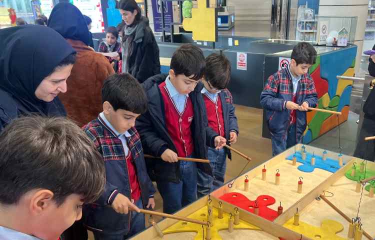 اردوی شاد و هیجان انگیز آکادمی بازی و خلاقیت سندی 4