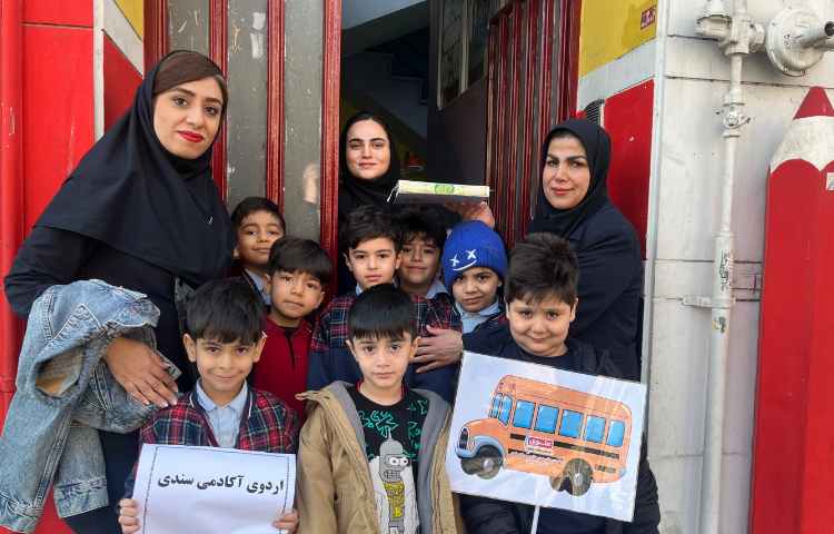 اردوی شاد و هیجان انگیز آکادمی بازی و خلاقیت سندی 4