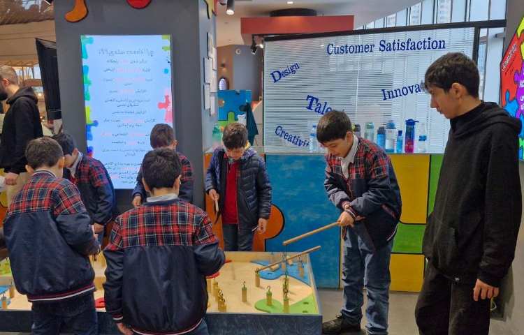 اردوی شاد و هیجان انگیز آکادمی بازی و خلاقیت سندی 41