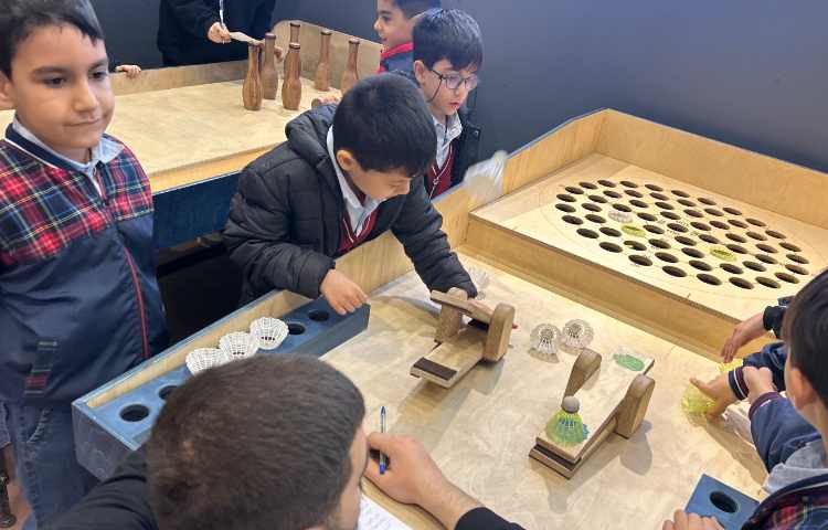 اردوی شاد و هیجان انگیز آکادمی بازی و خلاقیت سندی 7