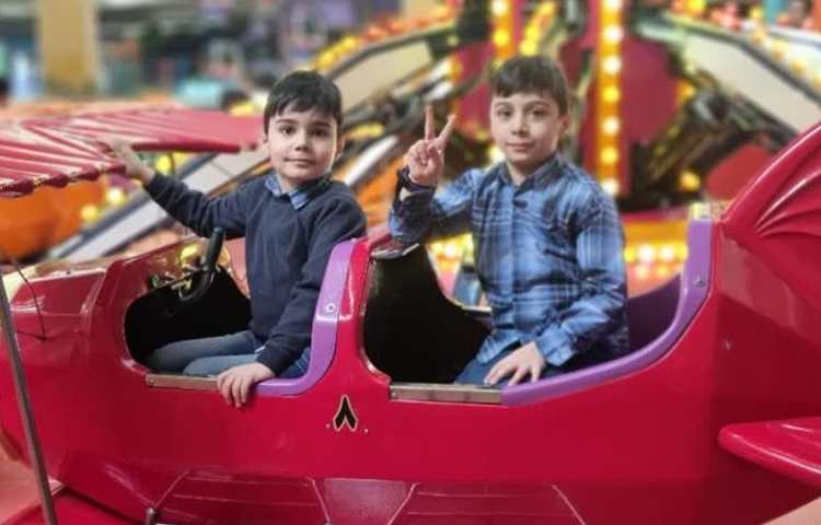 اردوی شهربازی سرزمین عجایب دانش آموزان دبستان علوی 23