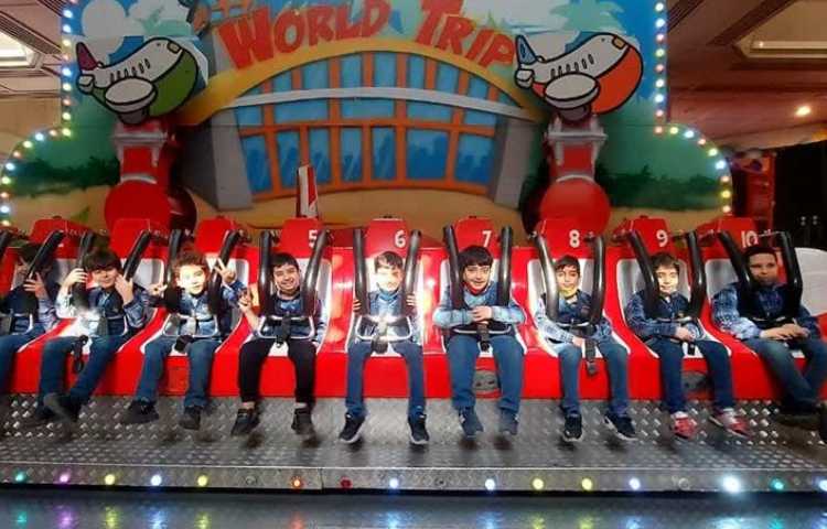 اردوی شهربازی سرزمین عجایب دانش آموزان دبستان علوی 27