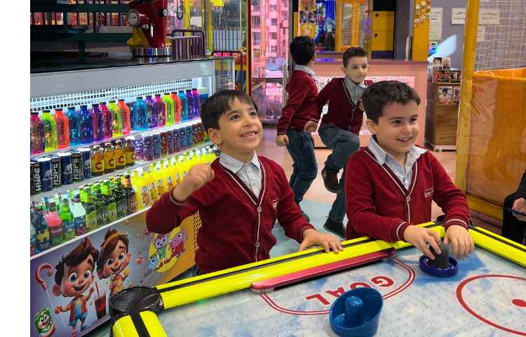 اردوی شهر بازی همیلا سنتر 10