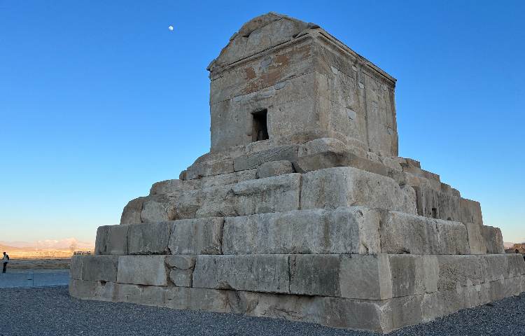 اردوی شیراز دانش آموزان 5