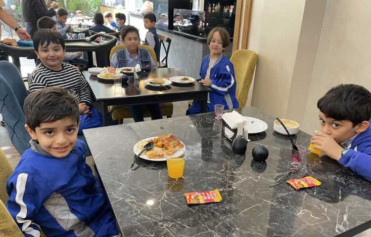 اردوی صبحانه هتل اورین 13