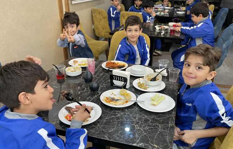 اردوی صبحانه هتل اورین 16