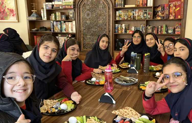 اردوی صبحانه و بازی 8