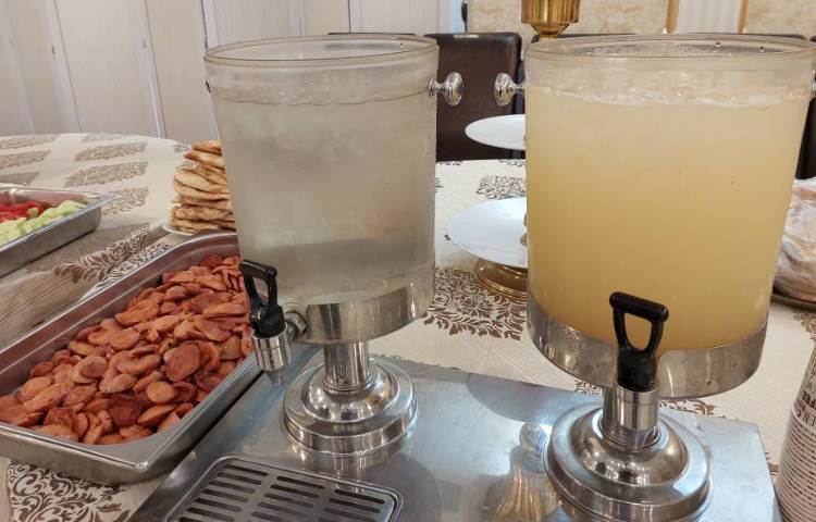 : اردوی صبحانه ی هتل شهر (مکالمه انگلیسی)، پایه سوم 10