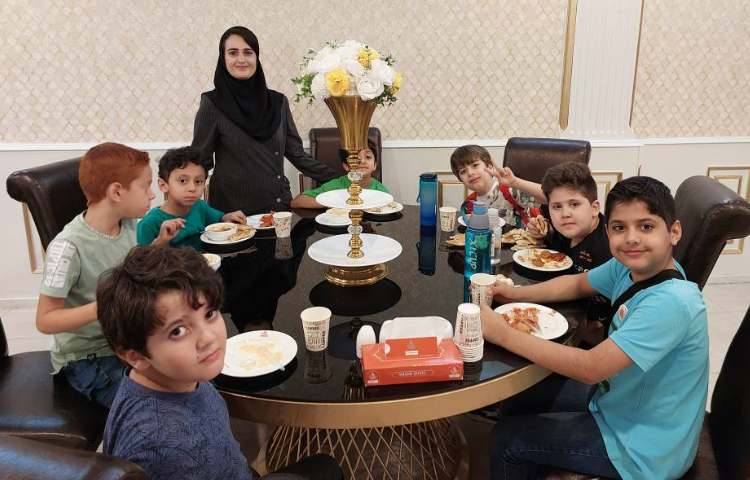 : اردوی صبحانه ی هتل شهر (مکالمه انگلیسی)، پایه سوم 9