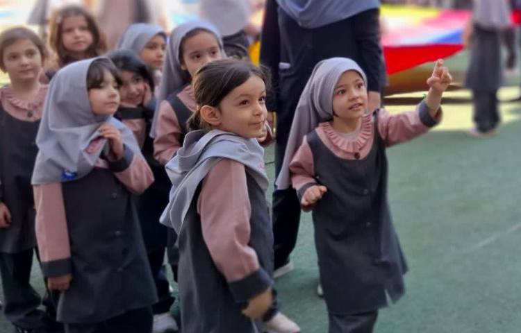 اردوی عصرمانی درون مدرسه ای 8