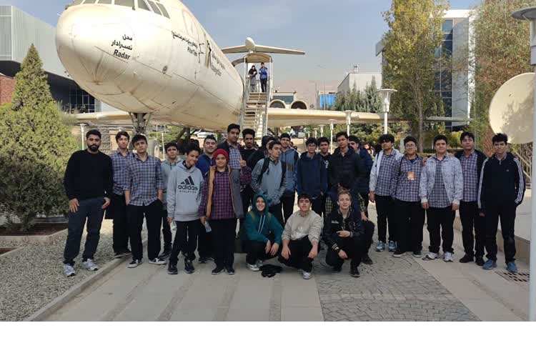 اردوی علمی برون‌مدرسه‌ای پارک فناوری پردیس 1