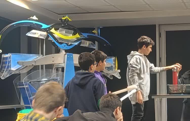 اردوی علمی برون‌مدرسه‌ای پارک فناوری پردیس 4