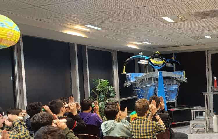 اردوی علمی برون‌مدرسه‌ای پارک فناوری پردیس 5