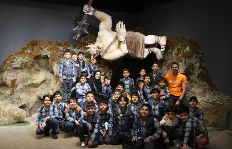 :اردوی علمی تفریحی سرزمین افسانه های ایرانی (ویژه پایه سوم) 13