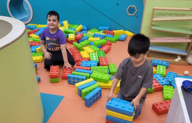 اردوی فرش کیدز