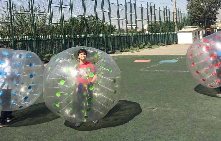 اردوی فوتبال حبابی دانش آموزان پنجم و ششم 19