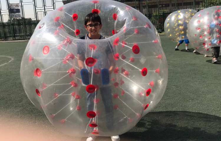 اردوی فوتبال حبابی دانش آموزان پنجم و ششم 7