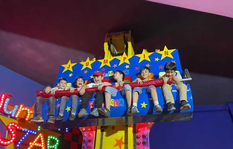 اردوی قلعه شادی دانش آموزان پیش، اول و دوم 3