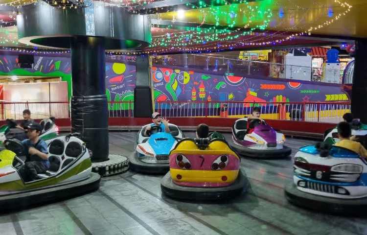 اردوی قلعه ی شادی دانش آموزان سوم و چارم 16